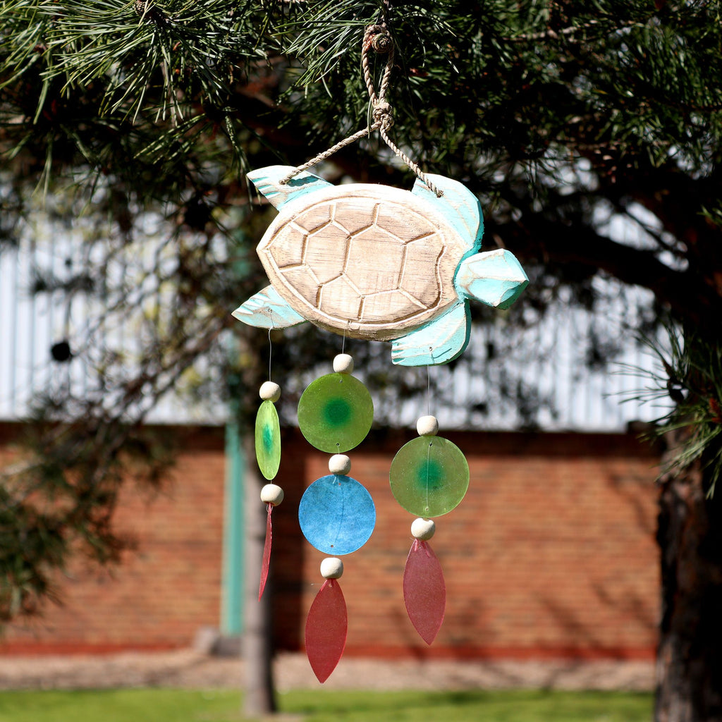 Sculpture de tortue dans Aqua et Drop