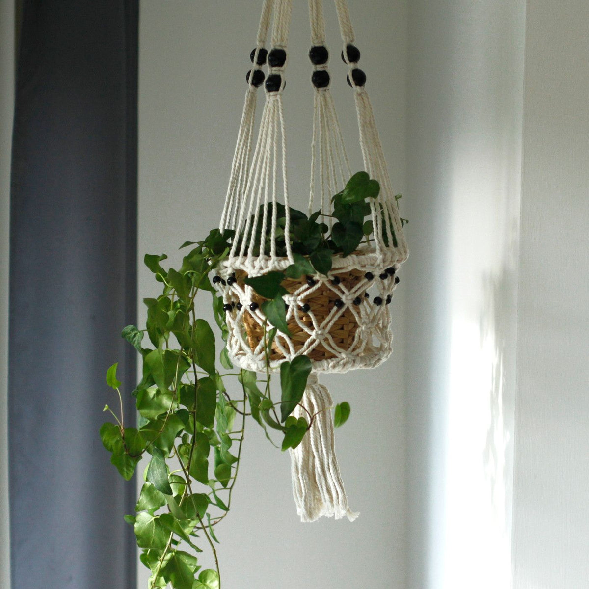 Pot de fleurs en macramé - Grand modèle avec perles