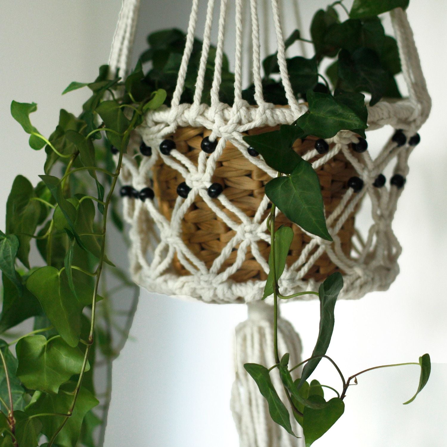 Pot de fleurs en macramé - Grand modèle avec perles