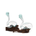 Carafe à vin en verre fusionné sur bois