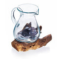 Pichet à eau en verre fusionné sur bois