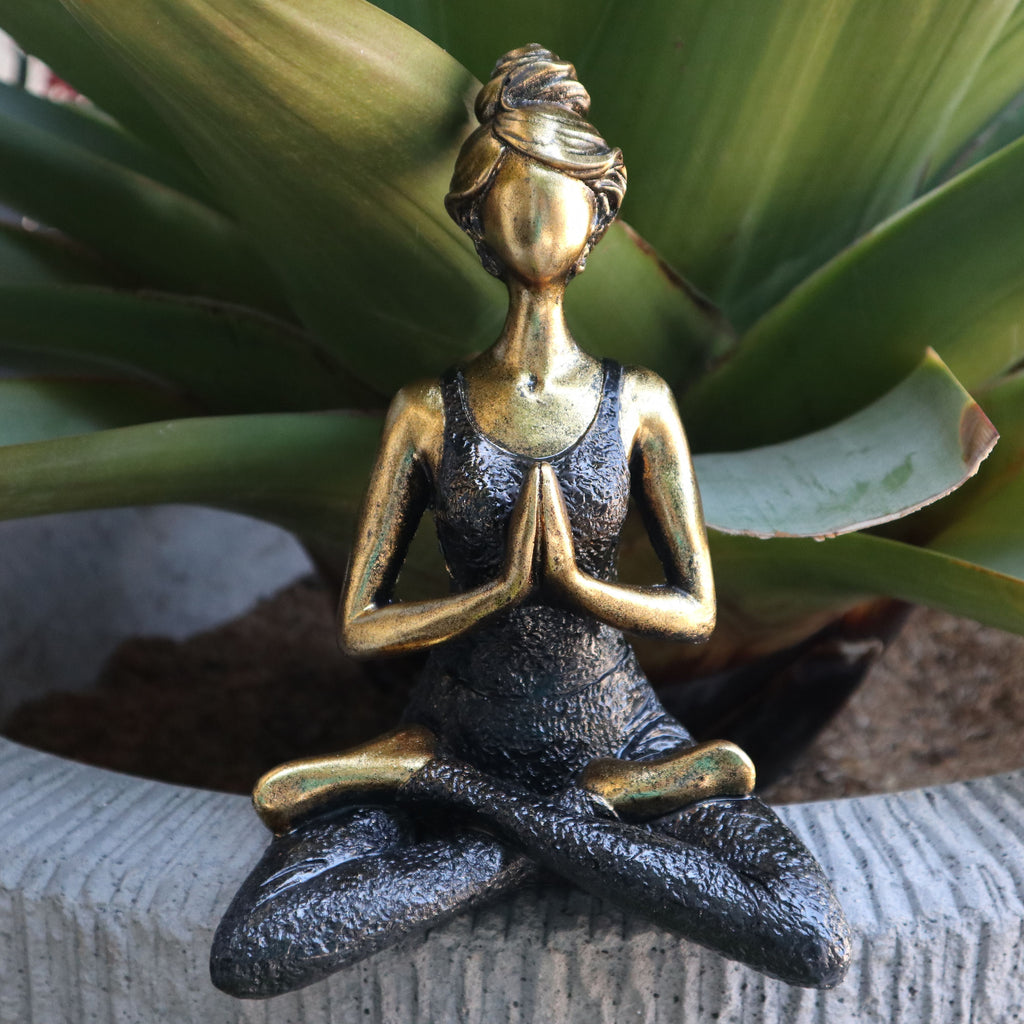 Figurine de femme pratiquant le yoga - Bronze et noir 24 cm
