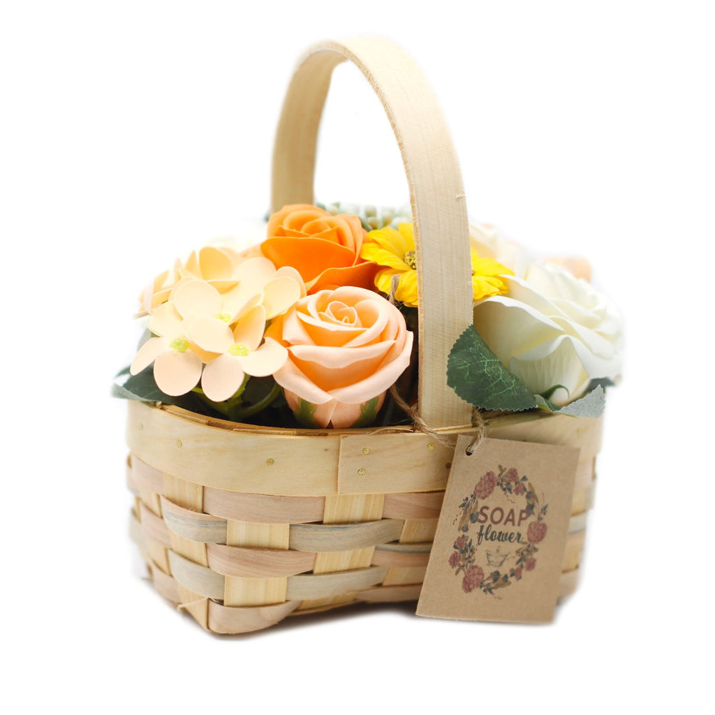Bouquet en panier d'osier - orange moyen