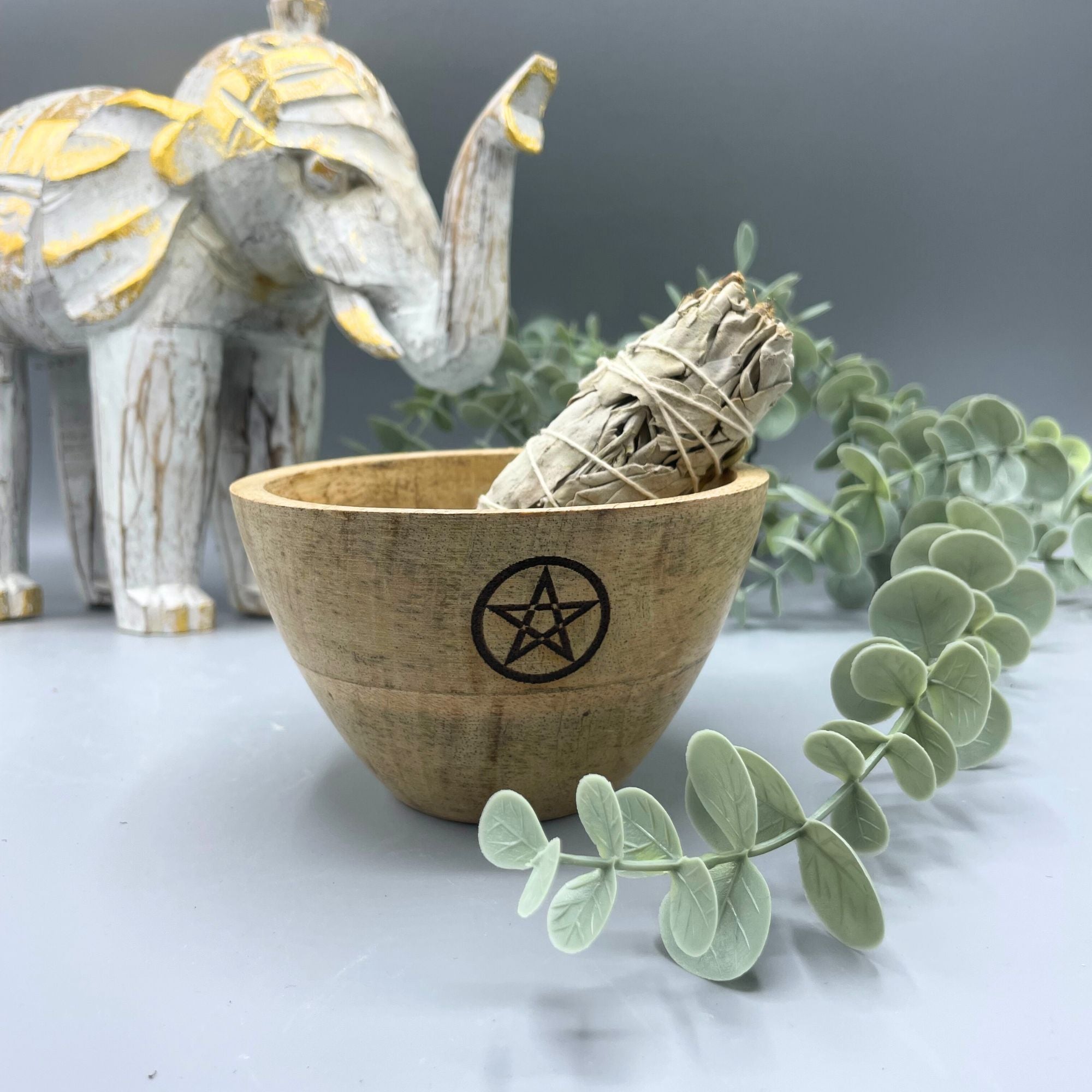 Bol en bois pour offrandes et rituels - Pentagone - 11 x 7 cm