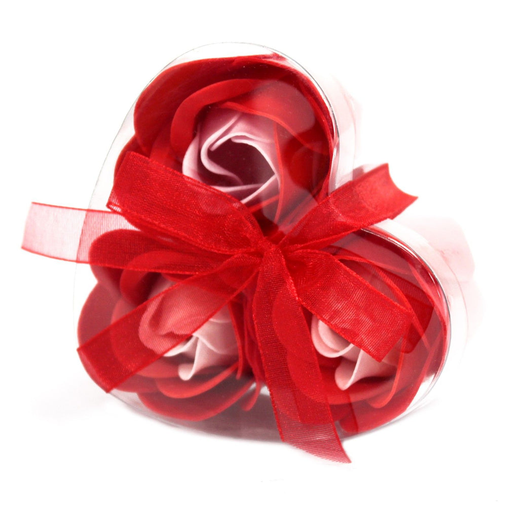 Ensemble de 3 fleurs en savon dans une boîte en forme de cœur - Roses rouges