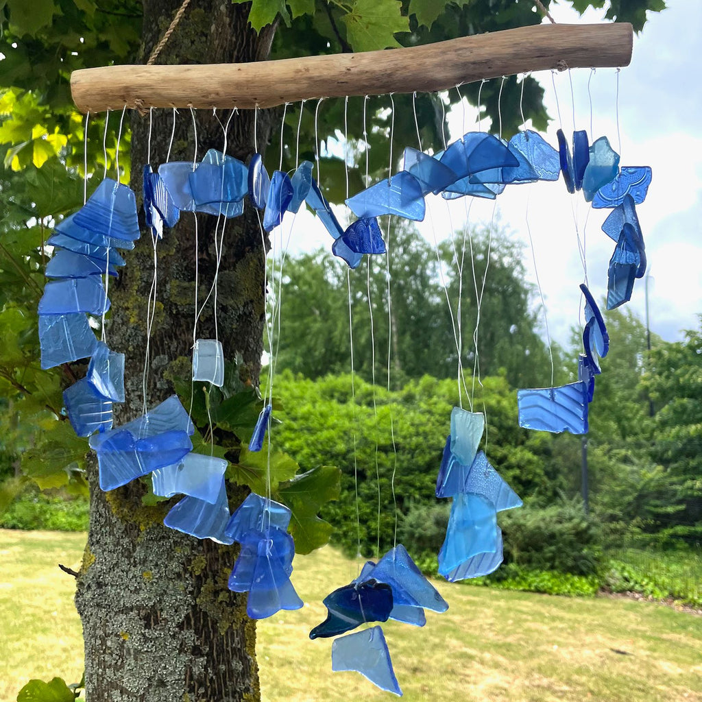 Carillon éolien en verre recyclé - Bleu et blanc