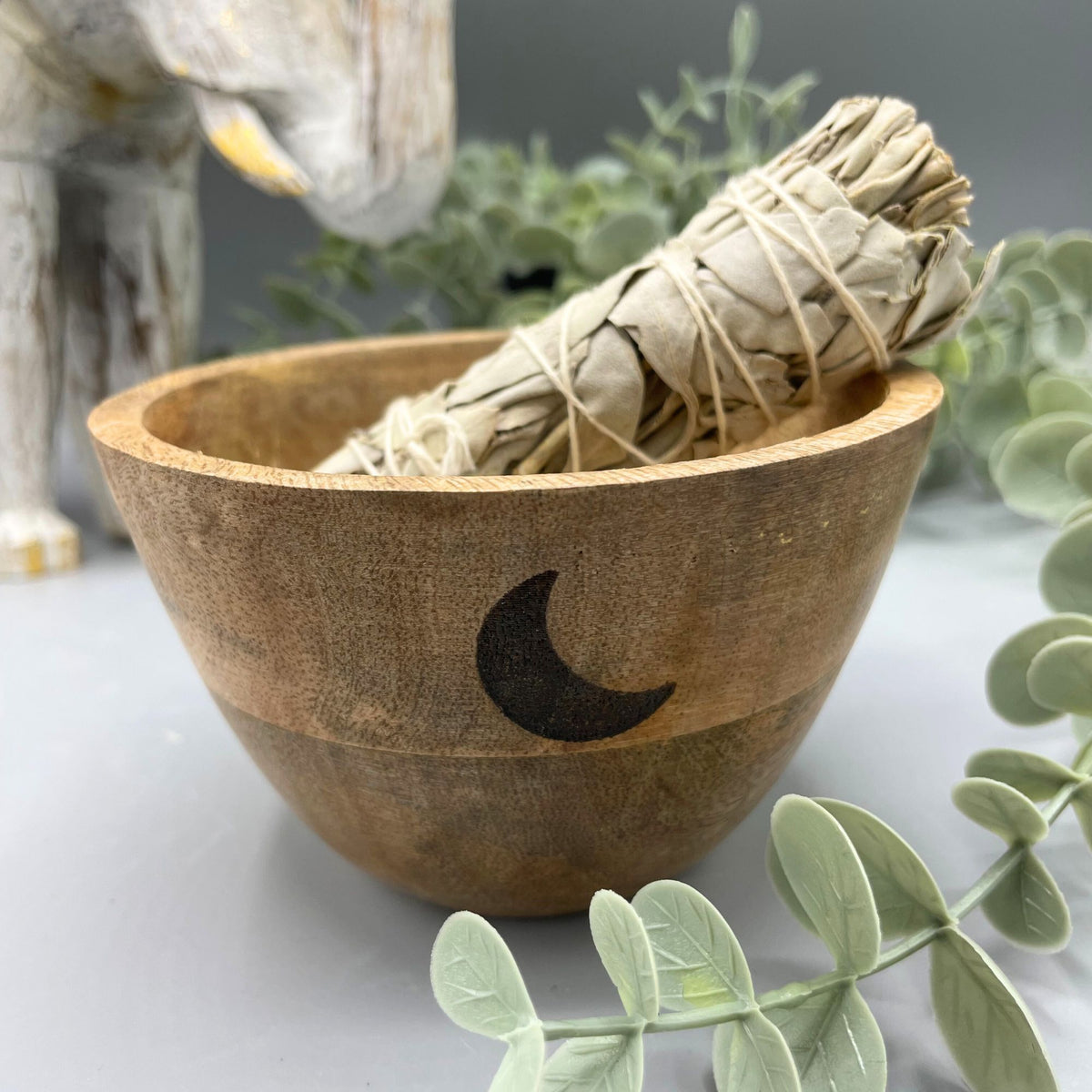 Bol en bois pour offrandes et rituels - Trois Lunes - 11 x 7 cm
