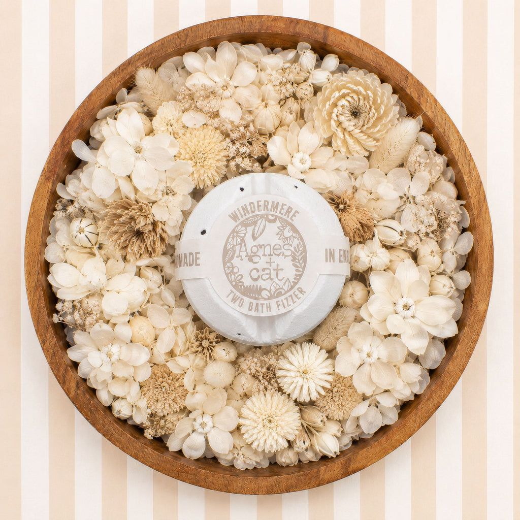 Coffret cadeau de galets de bain effervescents – Parfums signature – Agnes + Cat