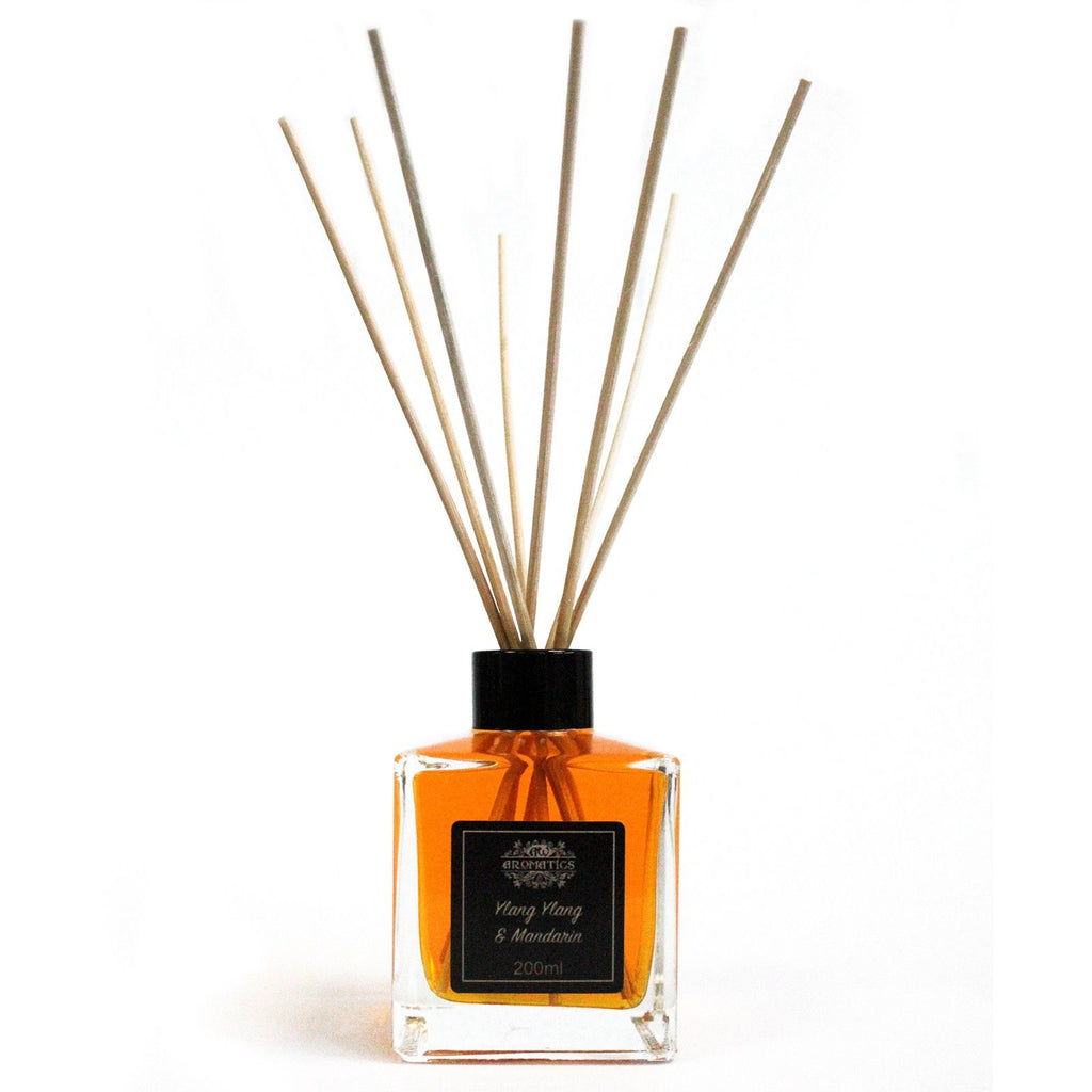 Diffuseur à bâtonnets aux huiles essentielles - Ylang-ylang et mandarine