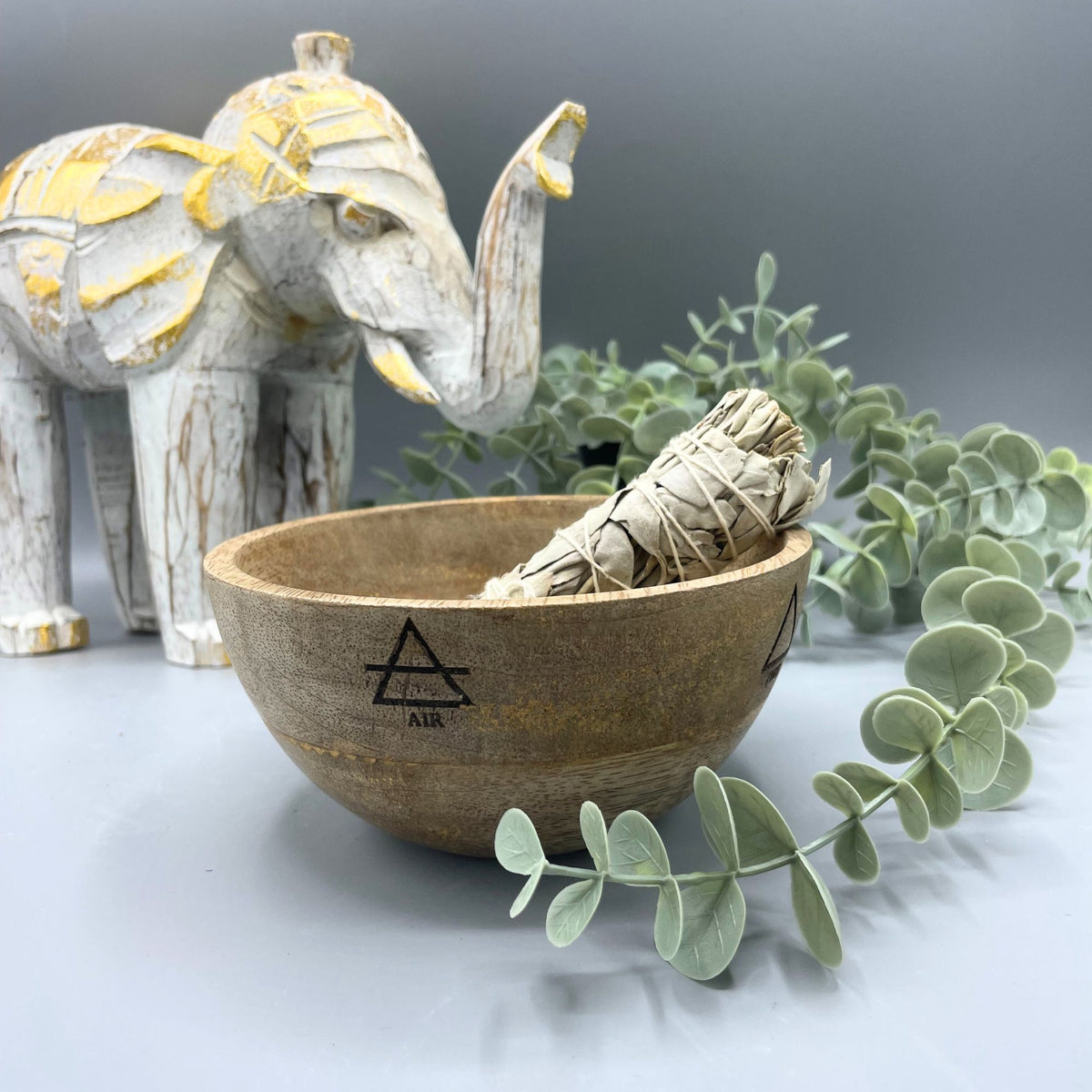Bol en bois pour offrandes et rituels - Les quatre éléments - 13 x 7 cm