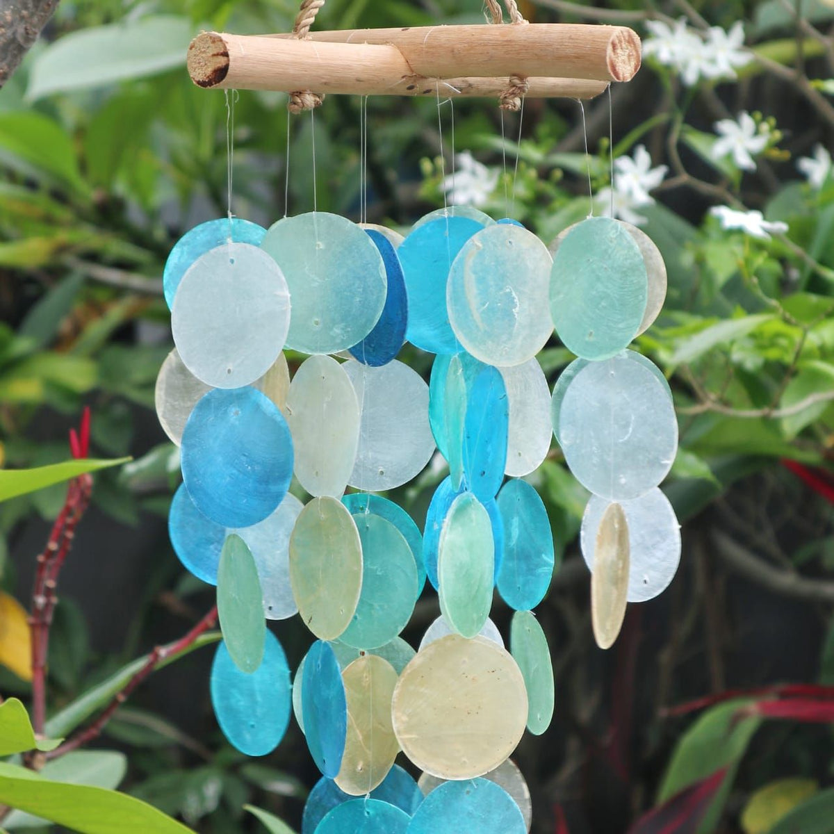 Carillon éolien en bois - Croix - Bleu et perle