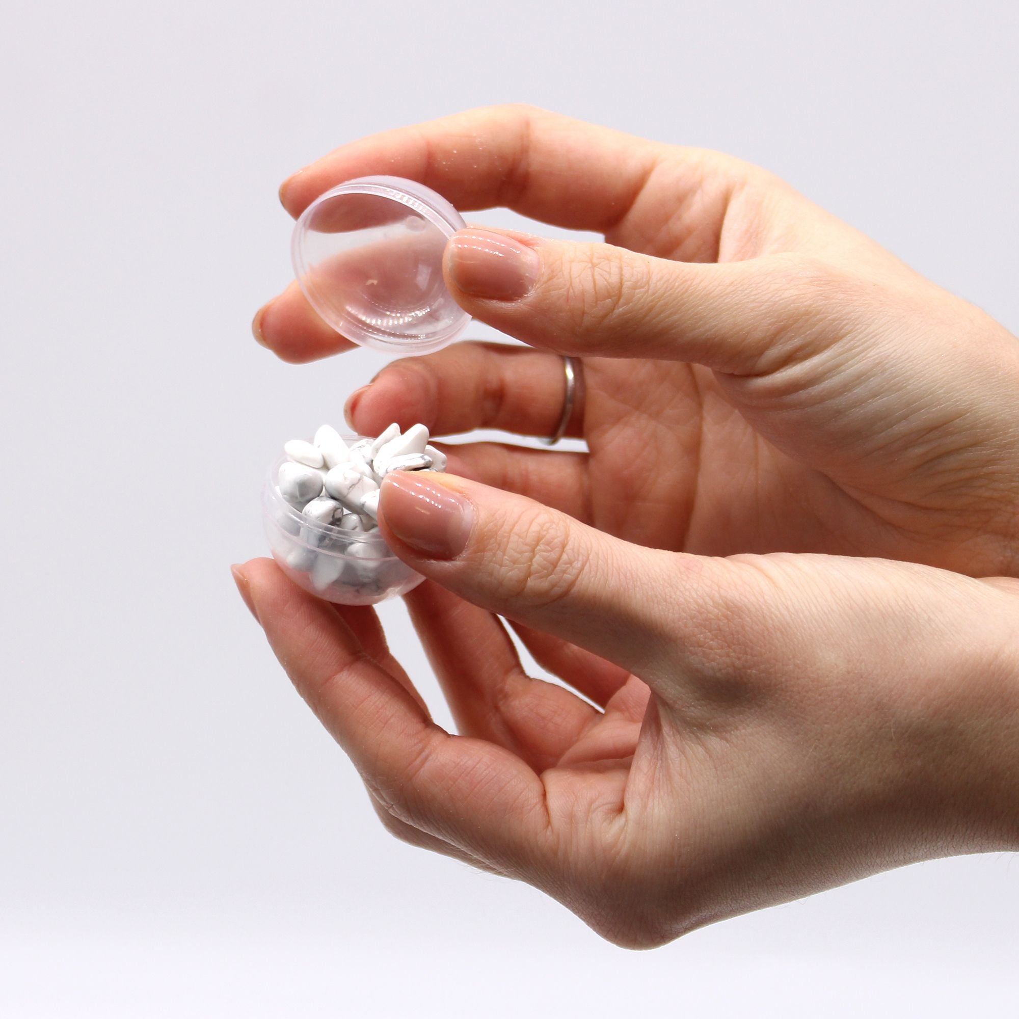 Bombe de bain avec bracelet en jaspe blanc