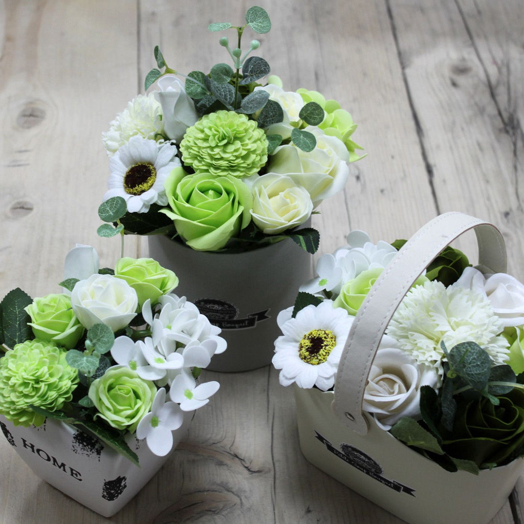 Petit panier style bouquet – vert pastel