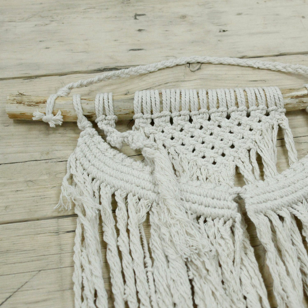 Tapisserie en macramé - Force de la nature