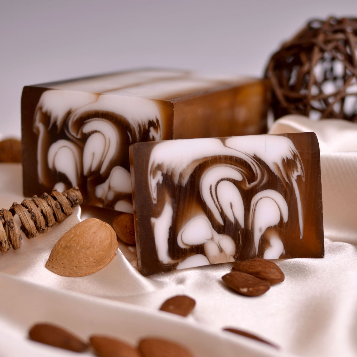 Savon artisanal 1,2 kg - Amande