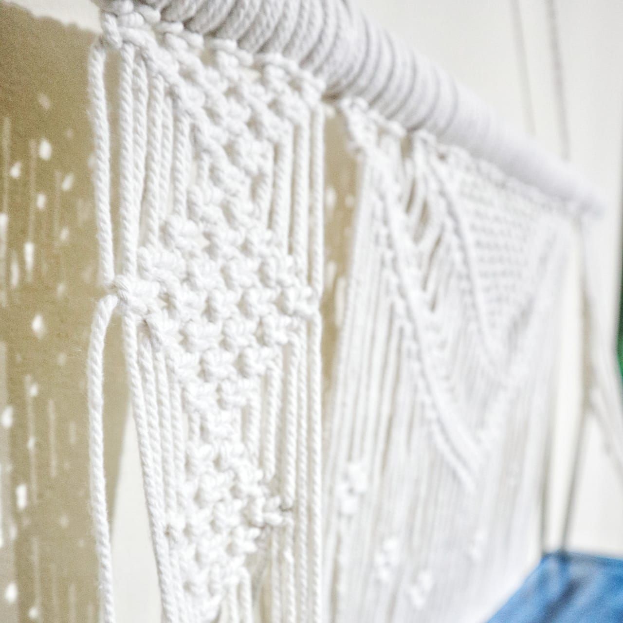 Étagères suspendues en macramé naturel - Bleues