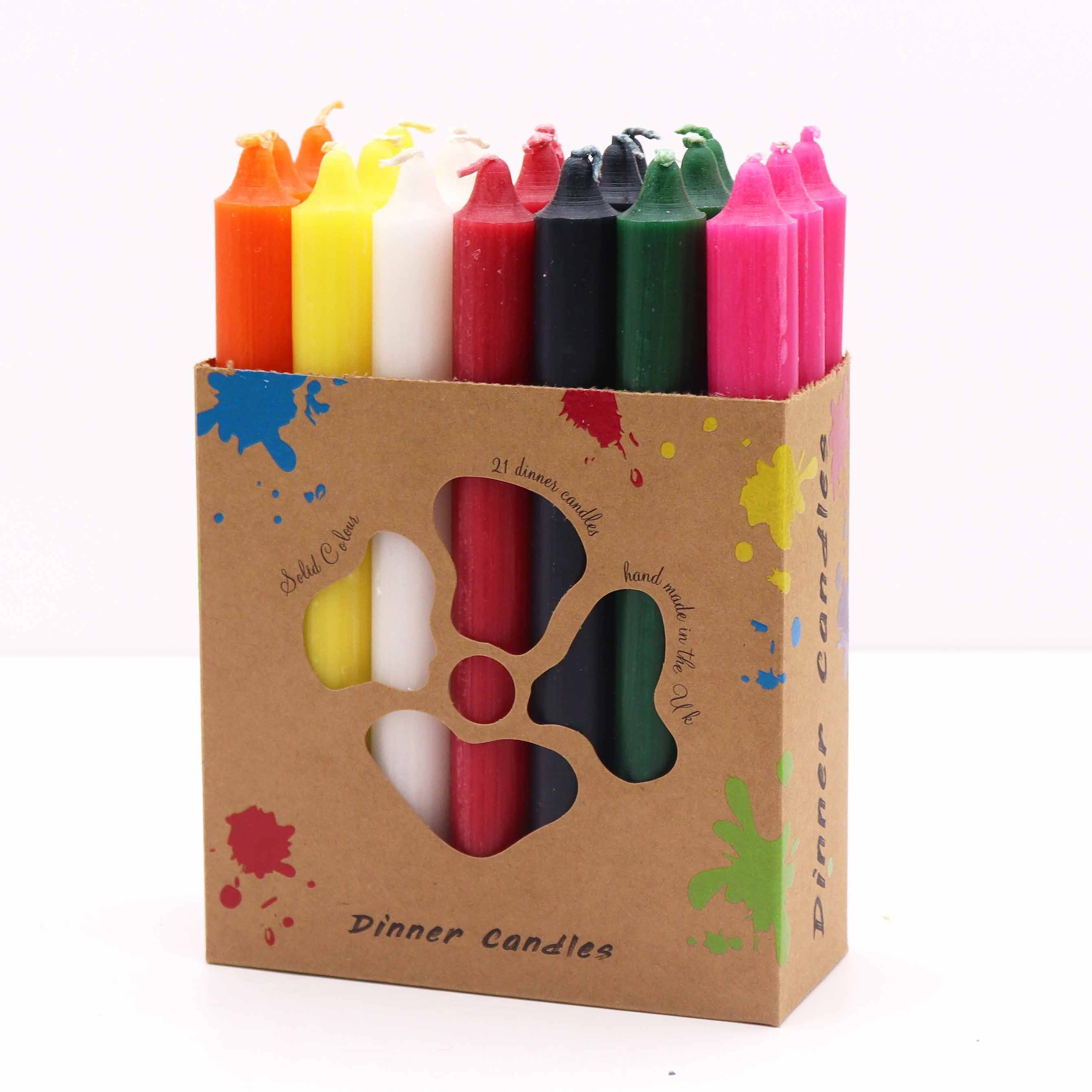 Ensemble de 21 bougies de table unies (7 couleurs assorties)