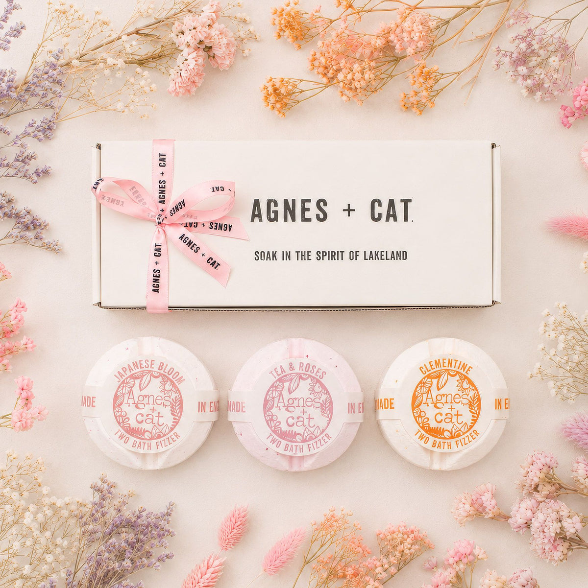 Coffret cadeau de galets de bain effervescents – Fleurs et agrumes – Agnes + Cat