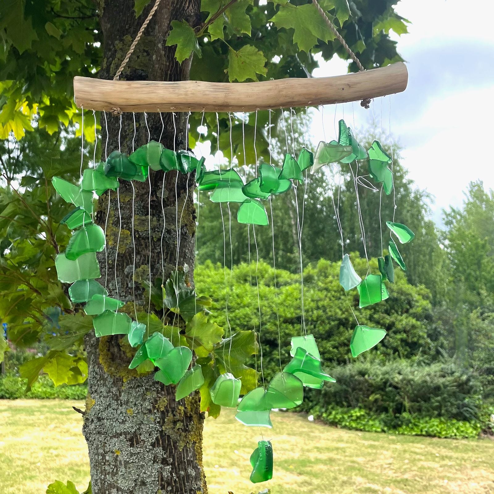 Carillon éolien en verre recyclé - Vert et blanc