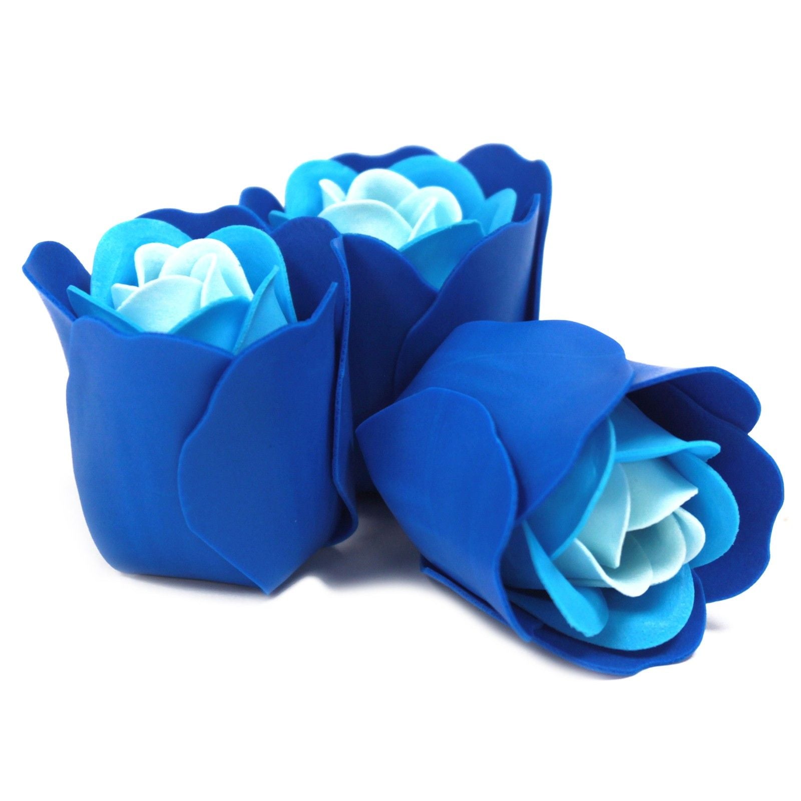 Ensemble de 3 fleurs en savon dans une boîte en forme de cœur - Roses bleues