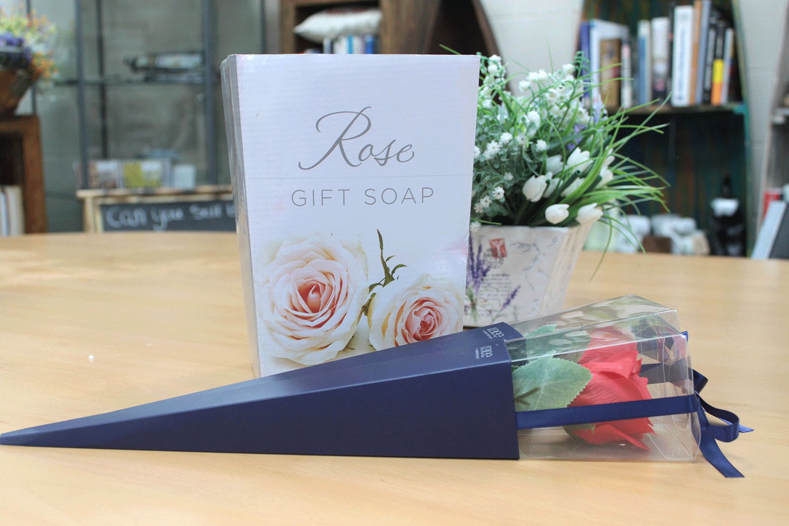 Présentoir pour roses individuelles