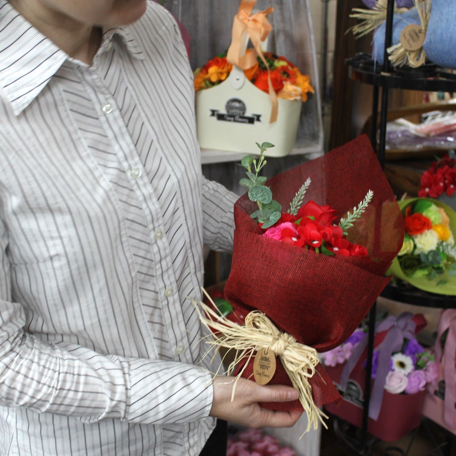 Bouquet de fleurs en savon - rouge