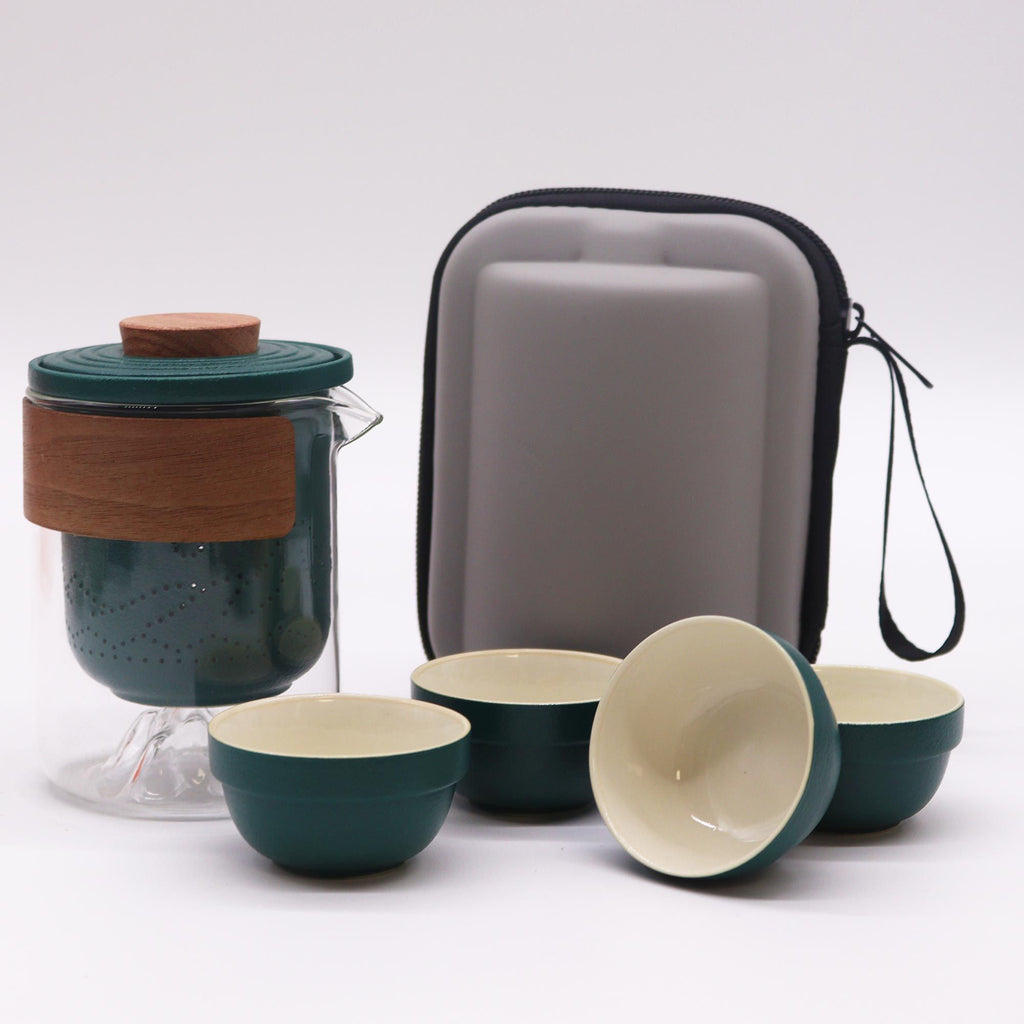 Service à thé - Voyage en montagne - Théière, quatre tasses et étui de voyage