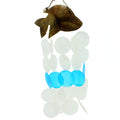Carillon éolien en noix de coco et nacre de Capiz - Dauphins bleus - 30 cm