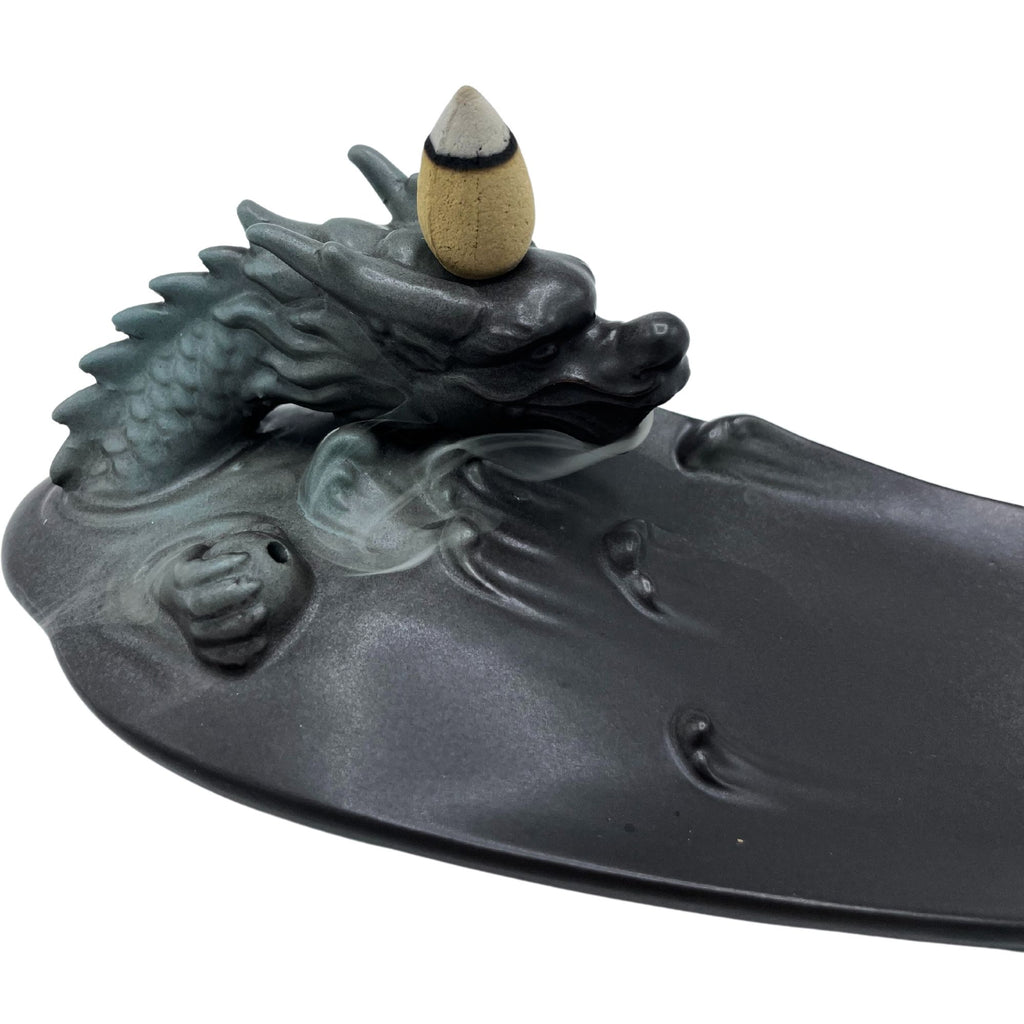 Brûleur d'encens à reflux - Dragon dans une piscine aux détails incroyables